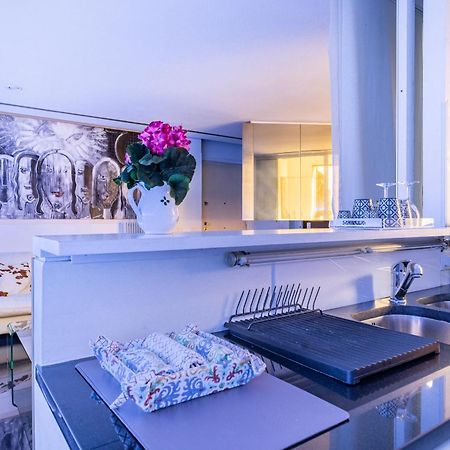 Luxury Suite 2 Min Dal Politeama Palermo Exterior photo