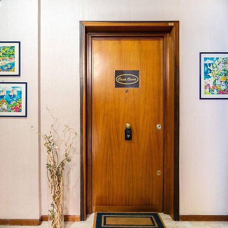 Luxury Suite 2 Min Dal Politeama Palermo Exterior photo