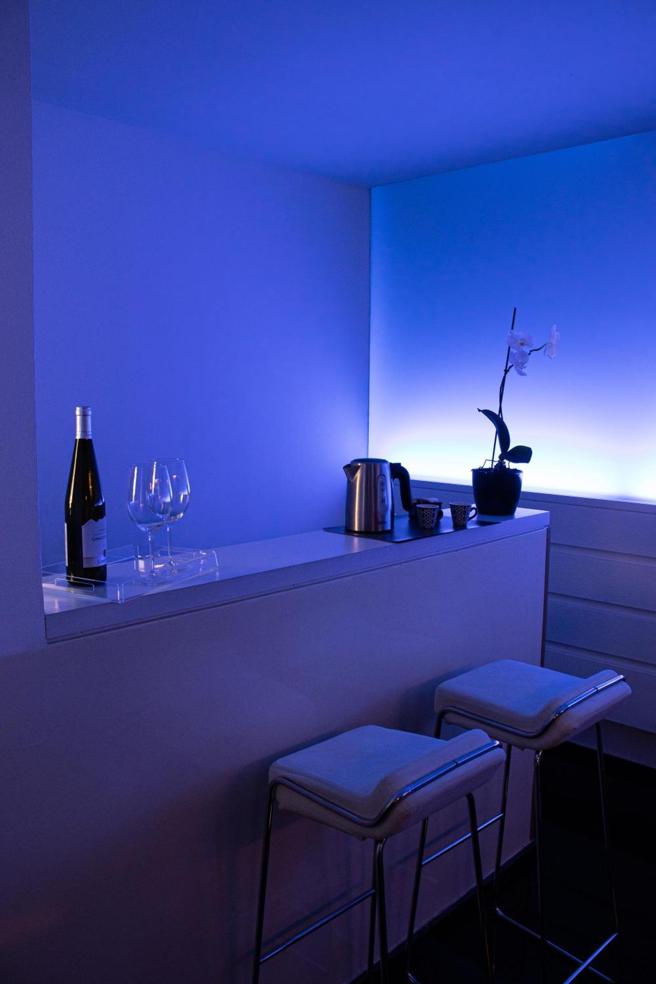 Luxury Suite 2 Min Dal Politeama Palermo Exterior photo