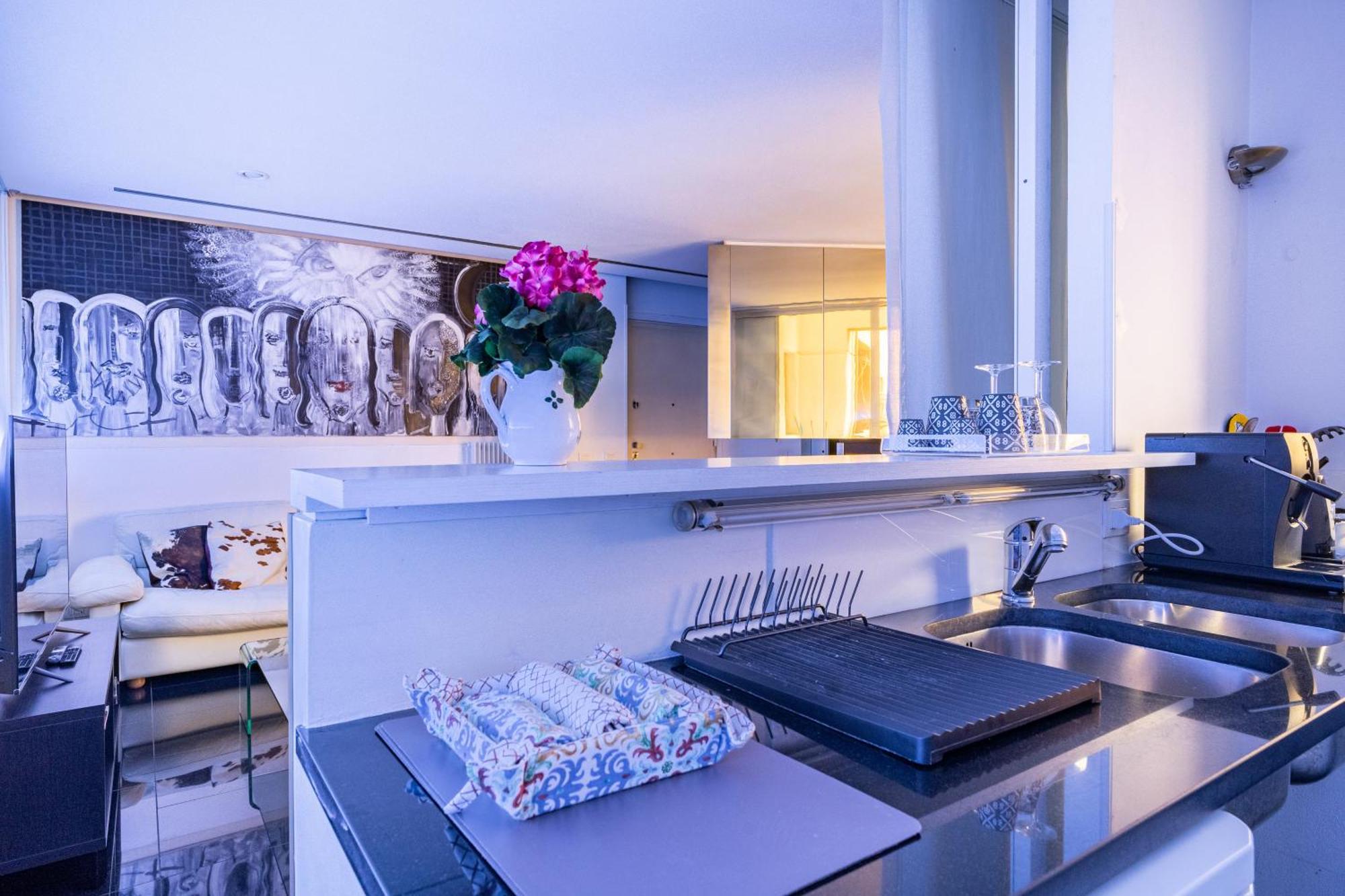 Luxury Suite 2 Min Dal Politeama Palermo Exterior photo