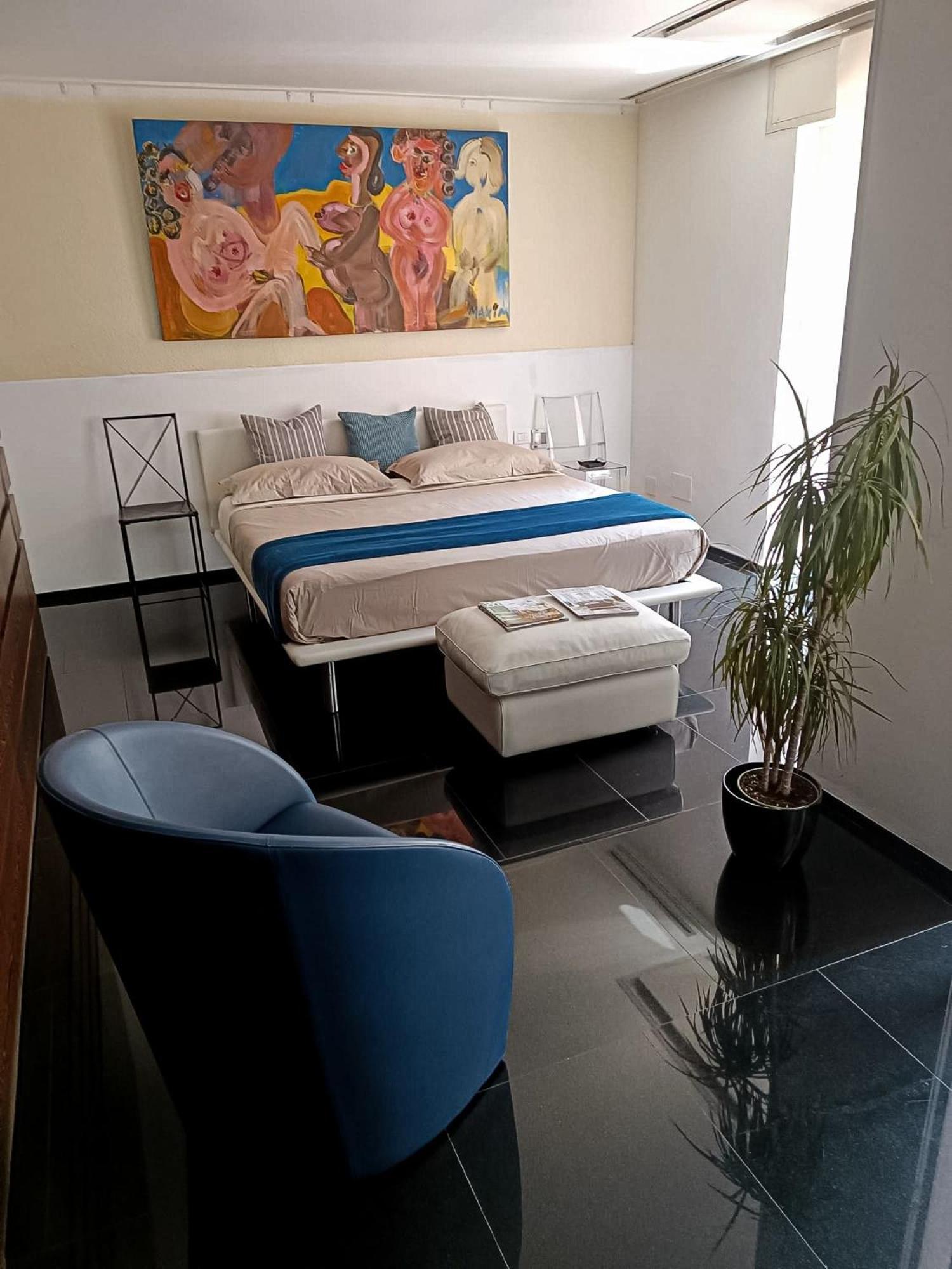 Luxury Suite 2 Min Dal Politeama Palermo Exterior photo